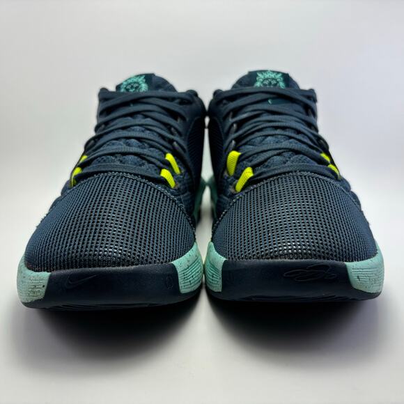 NIKE LeBron Witness VIII Basketball Shoes Mens Size 7.5 - Picture 2 of 12